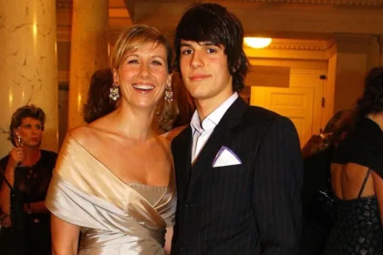 johnny moritz naumann